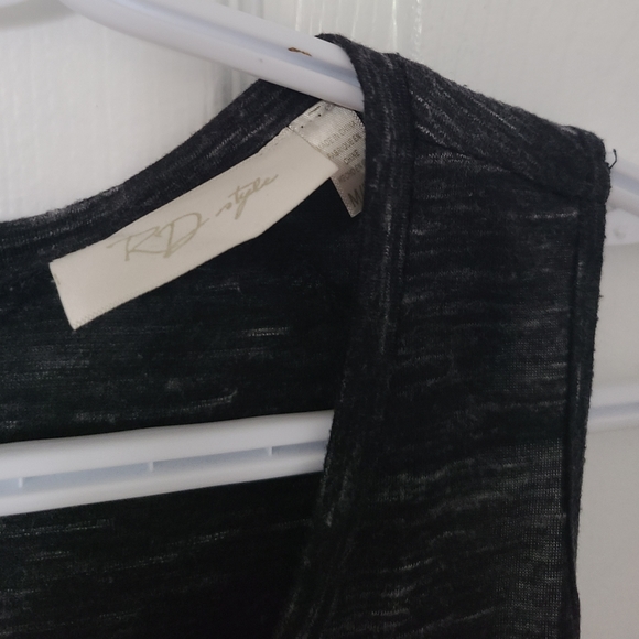 RD Style Tank Top size medium - Picture 3 of 4